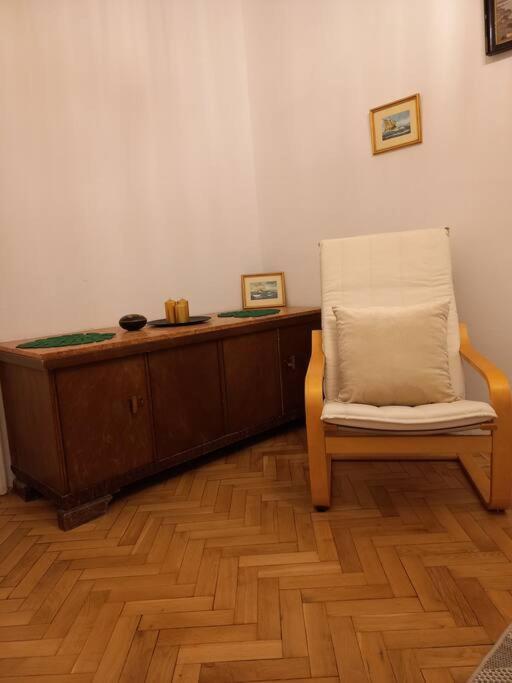 ורשה Apartamenty - Mi Stare Miasto מראה חיצוני תמונה